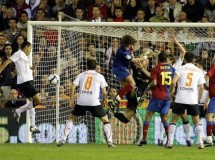 El Barça se deja dos puntos en Mestalla