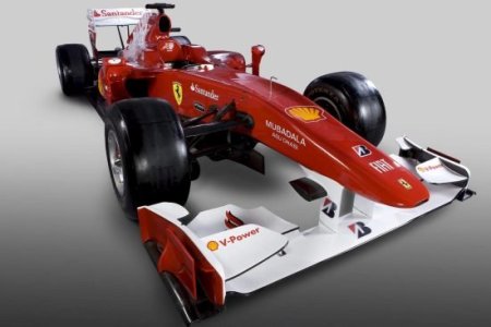 Ferrari presenta el F10, el nuevo coche de Alonso