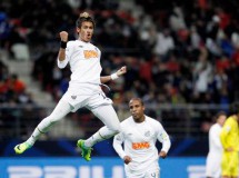 Mundial de Clubes 2011: una genialidad de Neymar lleva al Santos a la final