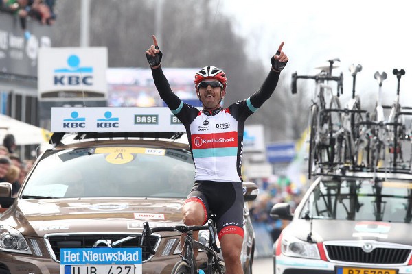 Fabian Cancellara celebra su victoria en el Tour de Flandes