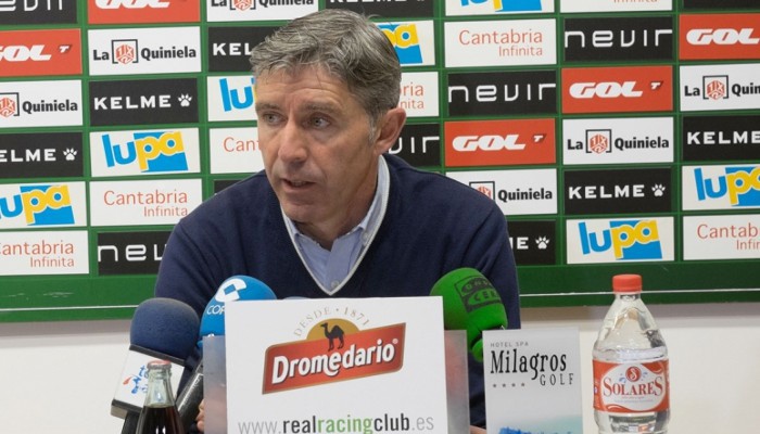 El Racing despide a Paco Fernández y ofrece el puesto a Munitis