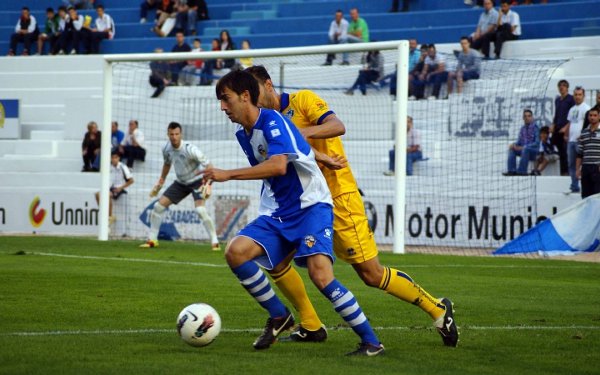 El Sabadell continúan al frente de la Segunda División