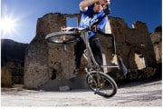 Disfruta de la exhibición de BMX de Viky Gómez en Glòries