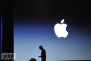 apple-tablet-keynote_2141