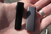 shuffle-3g-hands-black-set-frnt