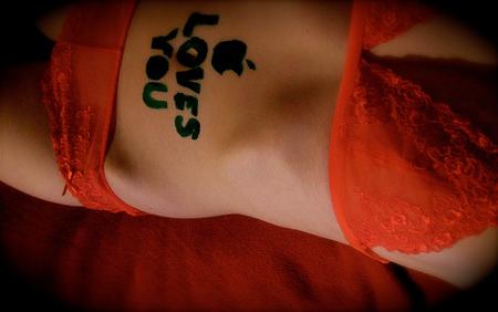 mac_girl_IV