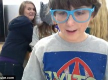 Bailando en una Apple Store