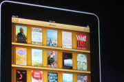 Apple, demandada por especular con los precios de ebooks
