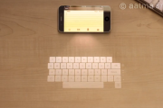 Interesante concepto de iPhone 5 con teclado láser y proyector holográfico