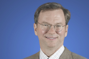 Eric Schmidt califica a Jobs como el mejor CEO de los últimos 50 años