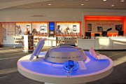 24358Compra a través del iPad en la tienda insignia de AT&T en Chicago