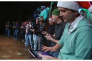 25213Villancicos al ritmo de iPads e iPhones