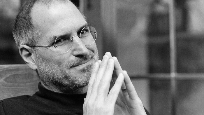 Gracias por haber amado todo lo que has hecho, Steve… - Steve-Jobs-60-birthday-700x394