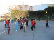 Juegos de siempre para jugar en la calle: Pies quietos