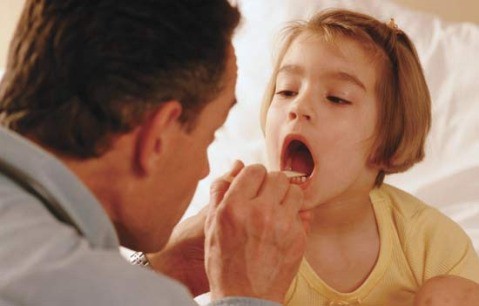 Los niños aumentan de peso tras la operación de amígdalas