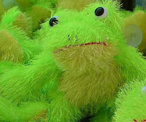 Los niños llevan a su peluche al hospital