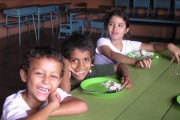 6194Aumenta la malnutrición infantil debido a la crisis