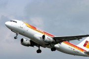 7002España recibe a seis niños de Haití
