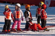 9164A la nieve con casco