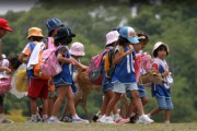 9602La comida para las excursiones escolares