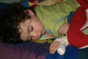11656Ayudarlos a superar la enuresis infantil