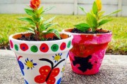 11716Manualidades con niños: Decorar macetas