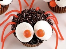 Receta para Halloween: Arañas de cupcakes