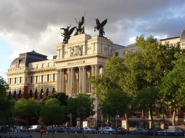 Desaparece el Ministerio de Medio Ambiente El Ministerio de Medio Ambiente y Medio Rural y Marino desaparece en el nuevo gobierno