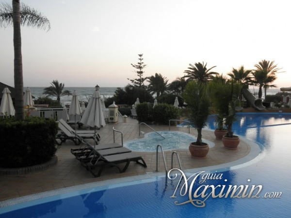 piscina-mar