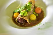 Cola de ternera (en canelones estofada a la jardinera con jugo de olorosas), Surtopía 2
