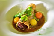 Cola de ternera (en canelones estofada a la jardinera con jugo de olorosas), Surtopía 2
