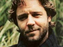 Russell Crowe le gana la batalla a una crítica periodística