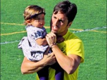 David Bustamante y su hija Daniela en el fútbol