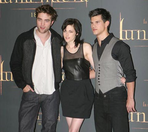 Robert Pattinson, Kristen Stewart y Taylor Lautner revolucionan Madrid con su visita
