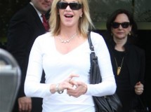 Melanie Griffith sale de la clínica de rehabilitación dos meses despúes