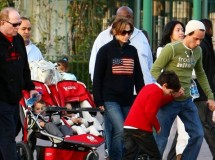 Jennifer Lopez pasa la Navidad en Disneyland