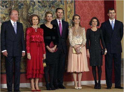 La Infanta Elena oficialmente ya es una mujer divorciada