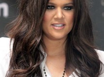 Khloe Kardashian niega su embarazo diciendo que simplemente está gorda