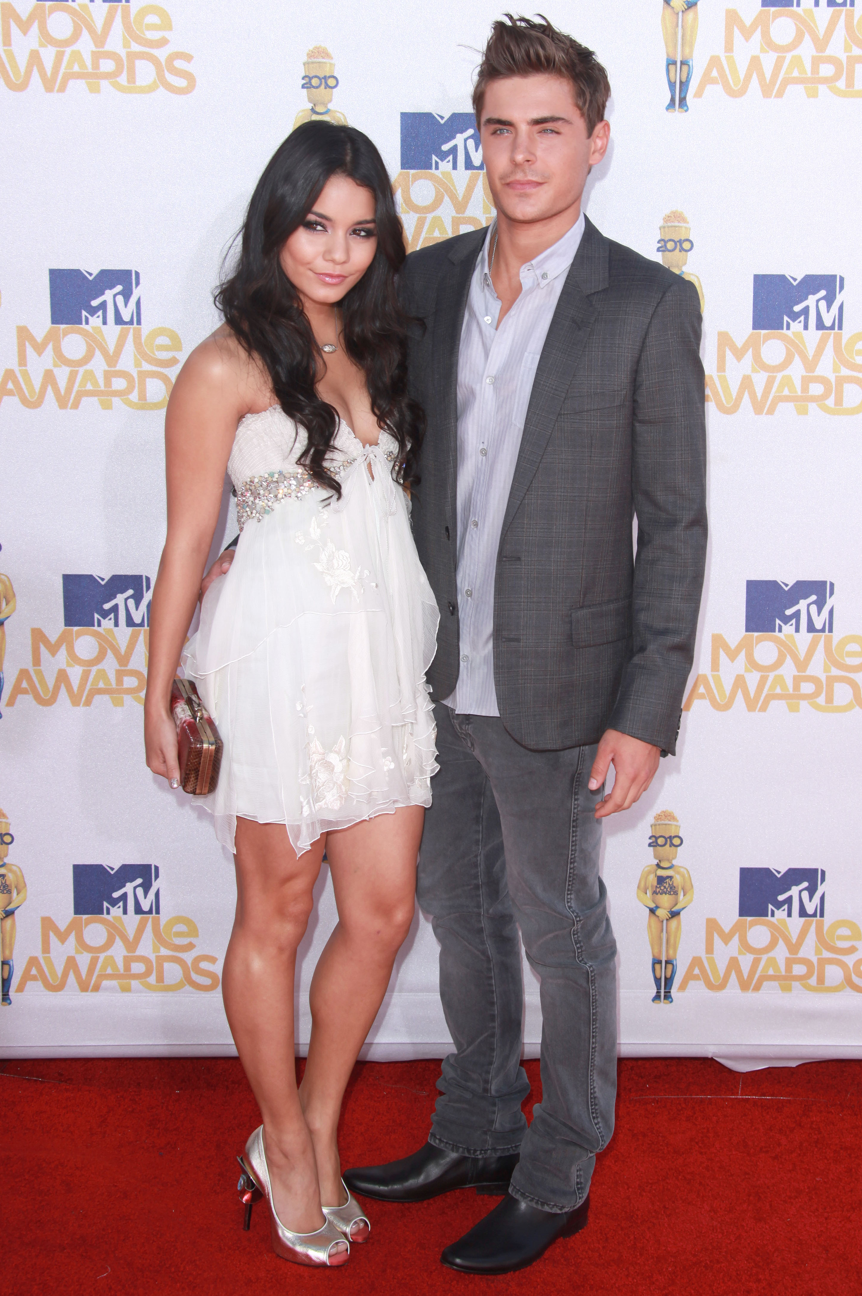 Zac Efron pedirá matrimonio a Vanessa Hudgens