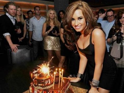demi-lovato.jpg