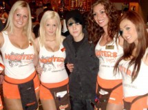 Justin Bieber revoluciona un centro comercial con su visita