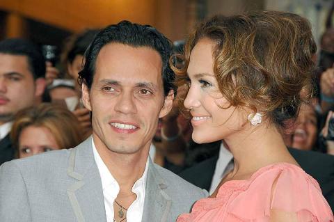 jennifer-lopez-mark-anthony-7-07.jpg
