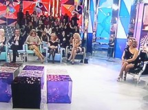 Belén Esteban pierde los papeles en Sálvame Deluxe por culpa de Víctor Janeiro