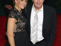 Charlie Sheen y Brooke Mueller se someten tests de drogas por la custodia de sus hijos
