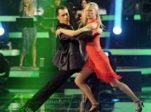 La Pantoja y Trapote en ¡Más que baile! con Belén Esteban como jurado