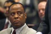 Conrad Murray, se le niega la puesta en libertad