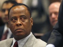 Conrad Murray, se le niega la puesta en libertad