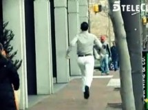Iñaki Urdangarin sale corriendo ante la cámara de Materia reservada