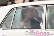 Beatriz Mira llega a la iglesia