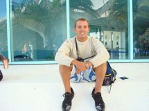 Fabian Zanzi, camarero de cruceros, denuncia a Travolta por acoso